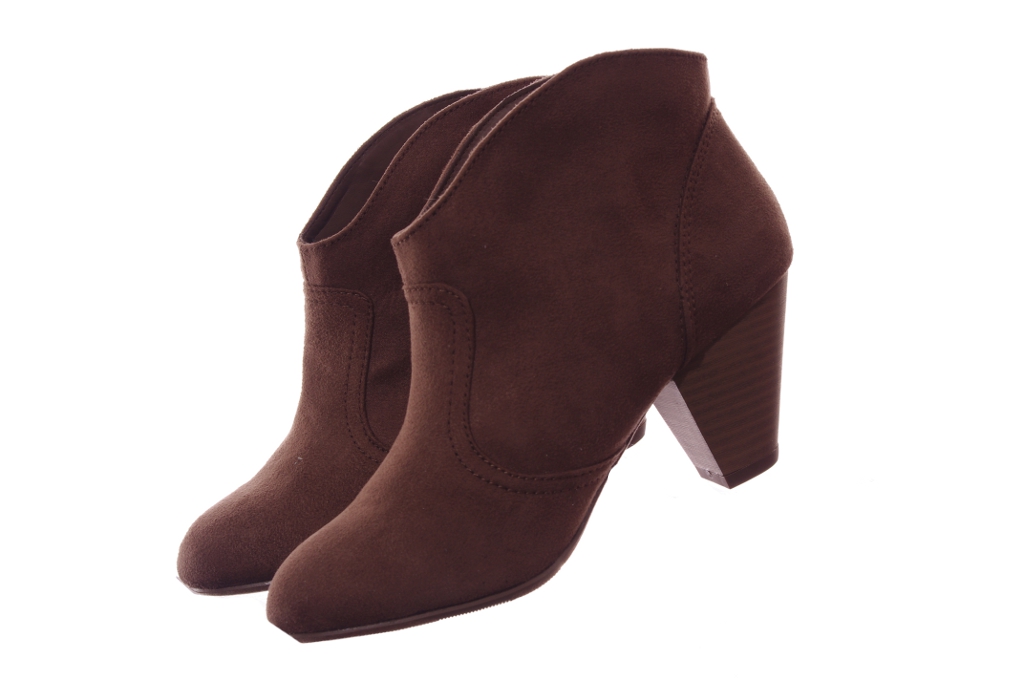  BrownBoots.jpg